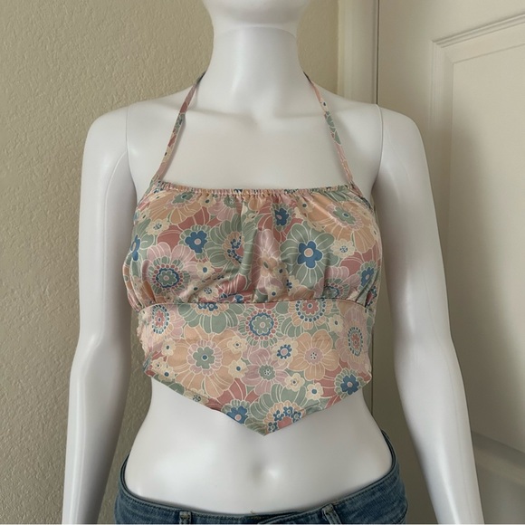 West of Melrose Pastel flower print Cropped smocked back halter top - XS - Picture 1 of 9